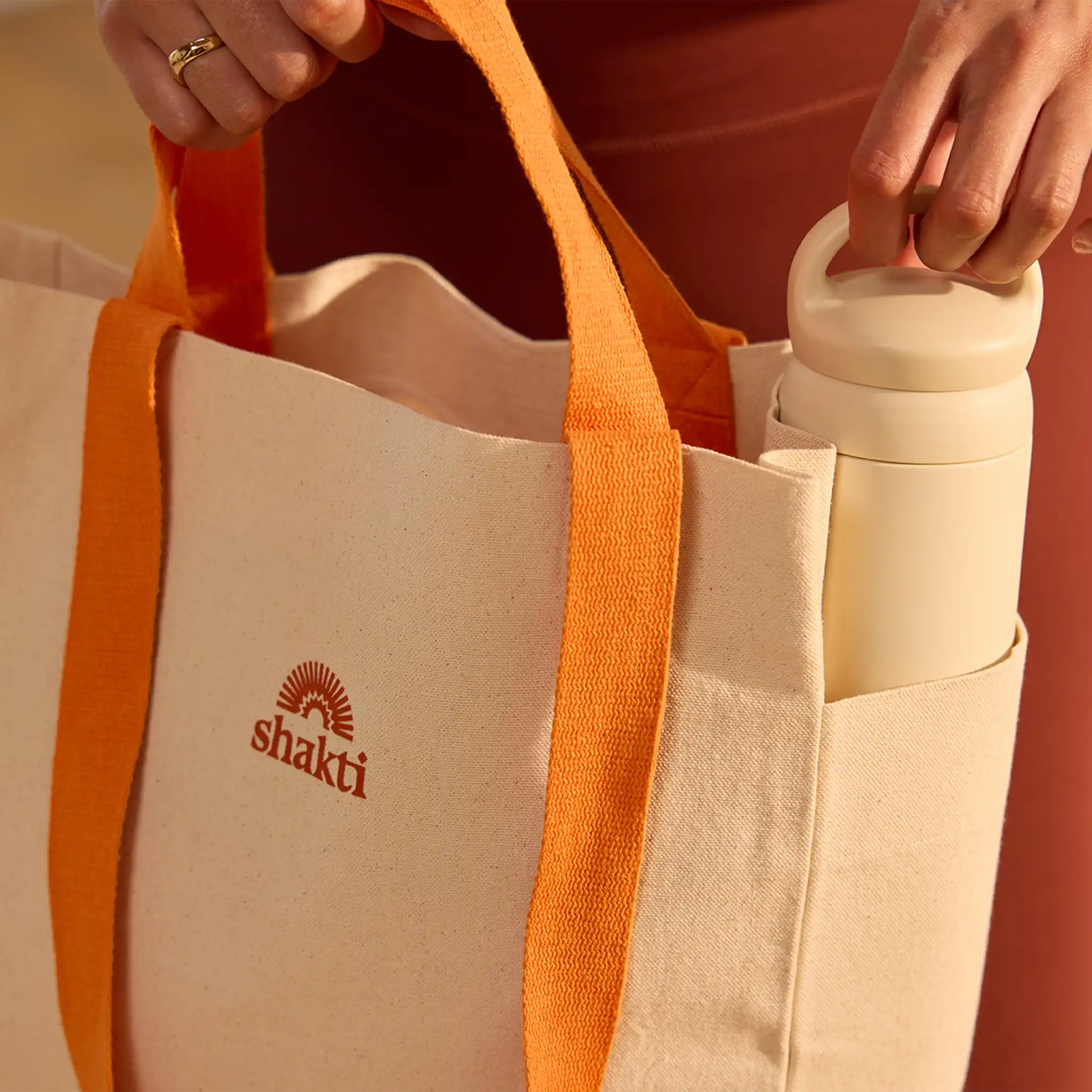 Tote bag