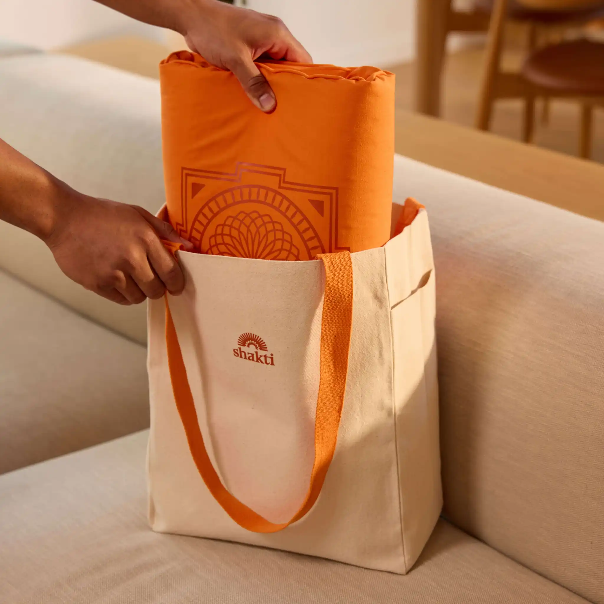 Tote bag